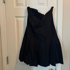 Elegant Black Strapless Dress